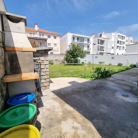 Portela House - T3 Residential 50 Meters From The